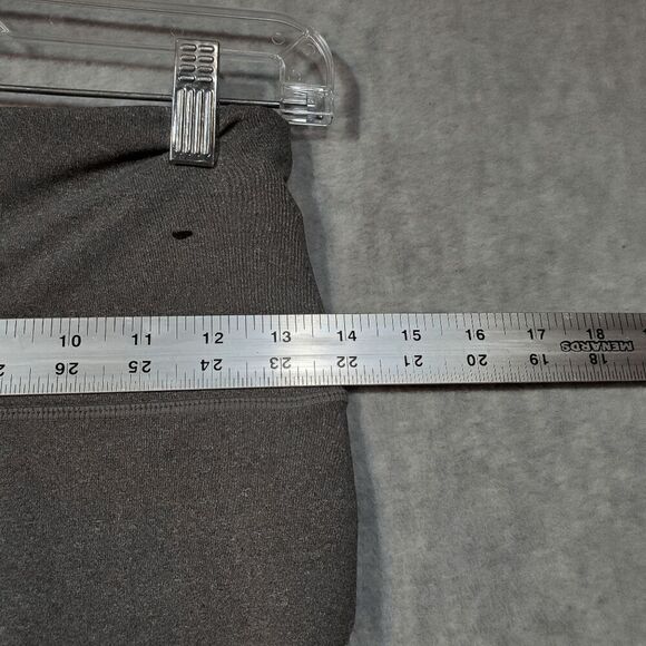 Aéropostale Shorts Womens Medium Gray Activewear Biker High Waisted Logo Pull On - Picture 3 of 8